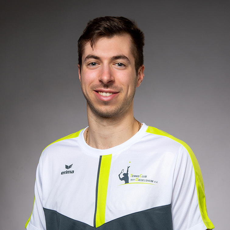 Kristof Szolösi